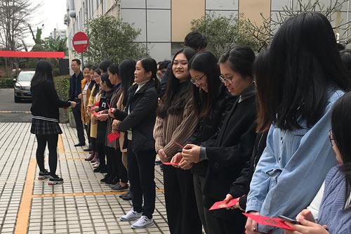 开始了戊戌年的第一个工作日