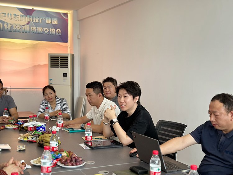 企业代表们共聚一堂
