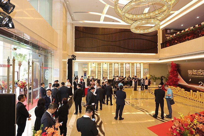 【AYX.COM让娱乐更加贴近生活爱体育(中国动态】我司受邀出席东莞市谢岗高端装备制造行业协会(第二届理事会)就职典礼 让企业家们放心投资