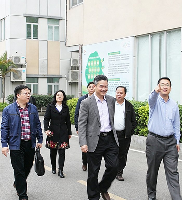市人大常委会委员、教科工委主任来访